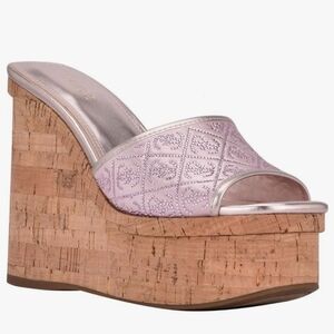 NWT GUESS Catiaee Wedge Sandal PInk Matallic w/ Crystals NEW IN BOX